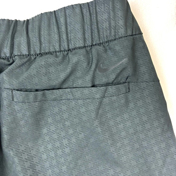 Nike DRI-FIT Gray/Black Victor Elastic Drawstring Golf Joggers - Picture 10 of 16